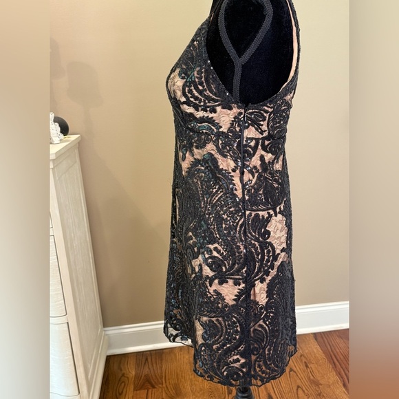 Women’s FREE PEOPLE Night Shimmer Mini dress- Size 4 - Picture 6 of 12